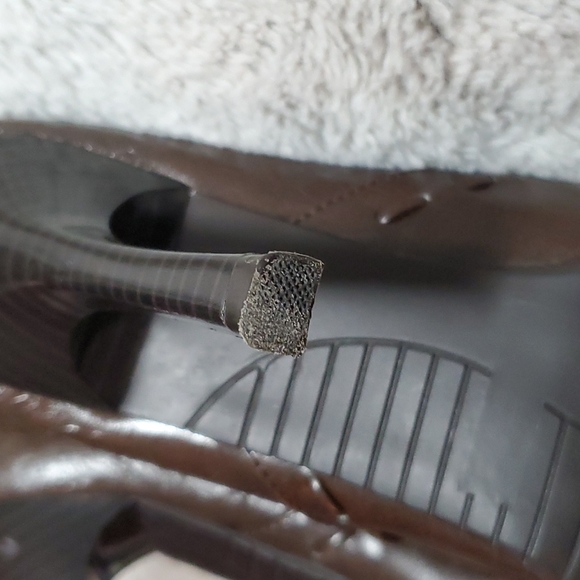 RAMPAGE Women's Calypso Brown Faux Leather 4" Heels-Stretch Foot Fit-EUC-Sz 8 - Picture 8 of 16